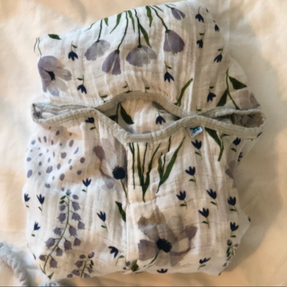 Little Unicorn infant car seat cover